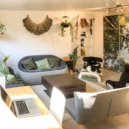 Charming House, Calm Garden In The Center Of Париж