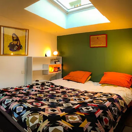Charming House, Calm Garden In The Center Of Apartament Paryż