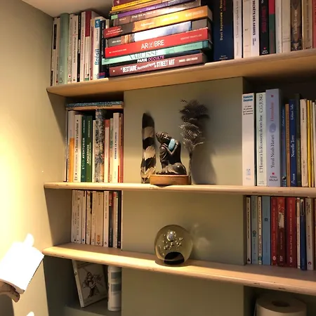 Charming House, Calm Garden In The Center Of Apartment